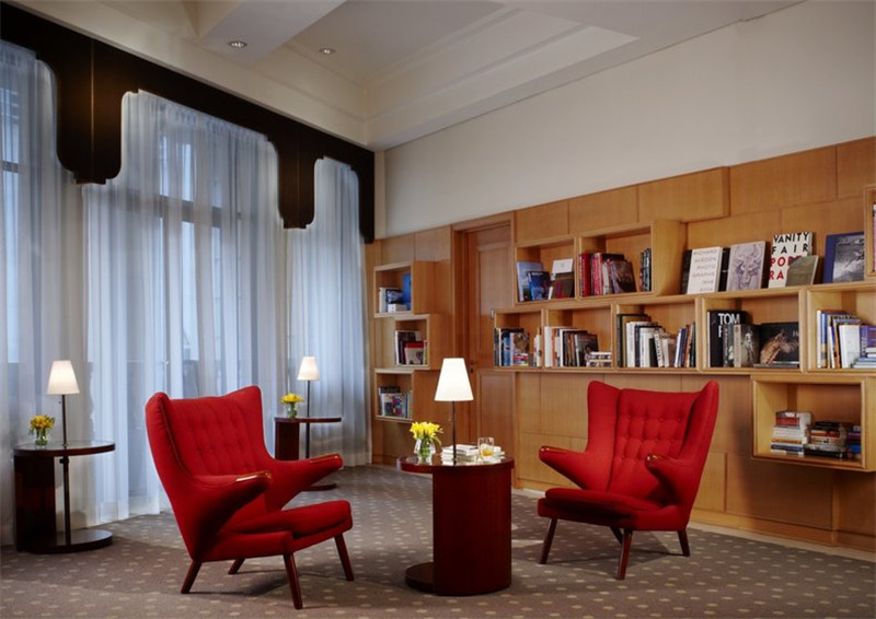 酒店室內(nèi)局部空間：書(shū)柜