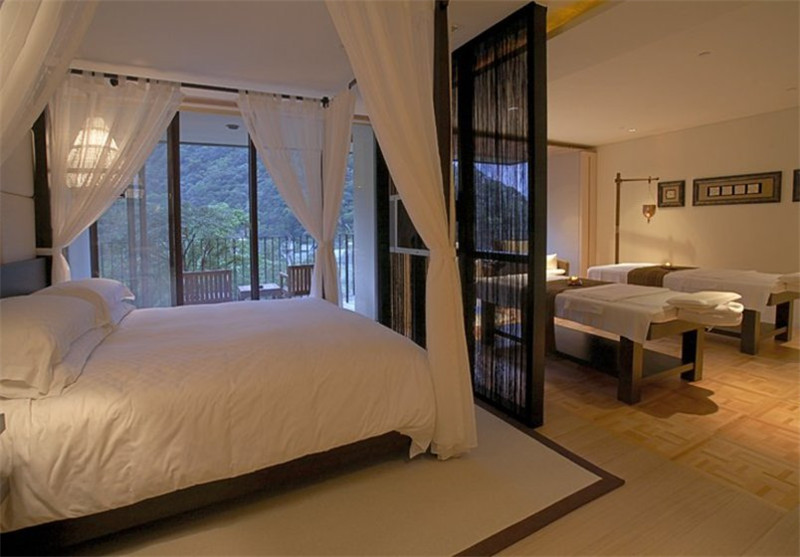 精品酒店客房空間局部設(shè)計(jì)實(shí)景圖