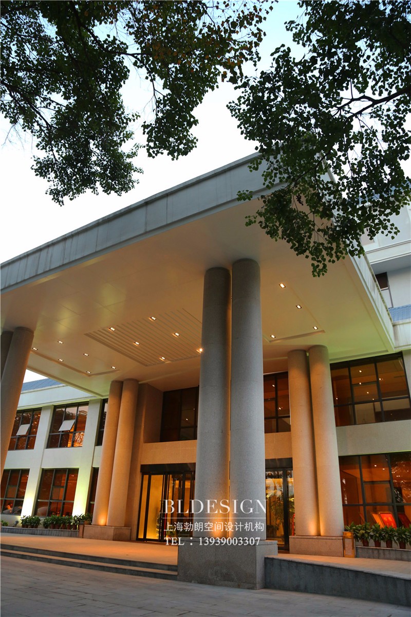 新鄉(xiāng)河師大沁園精品商務(wù)酒店設(shè)計(jì) 新鄉(xiāng)河師大沁園精品商務(wù)酒店設(shè)計(jì)