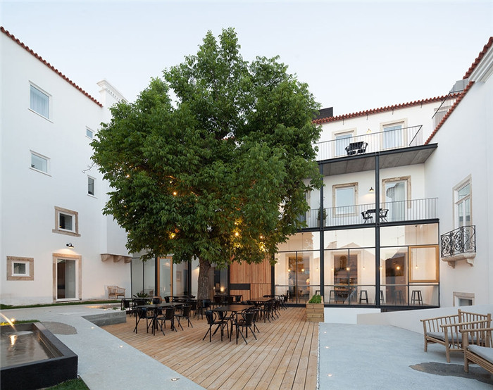 勃朗設(shè)計(jì)推薦國外極致簡約風(fēng)精品酒店改造設(shè)計(jì)案例