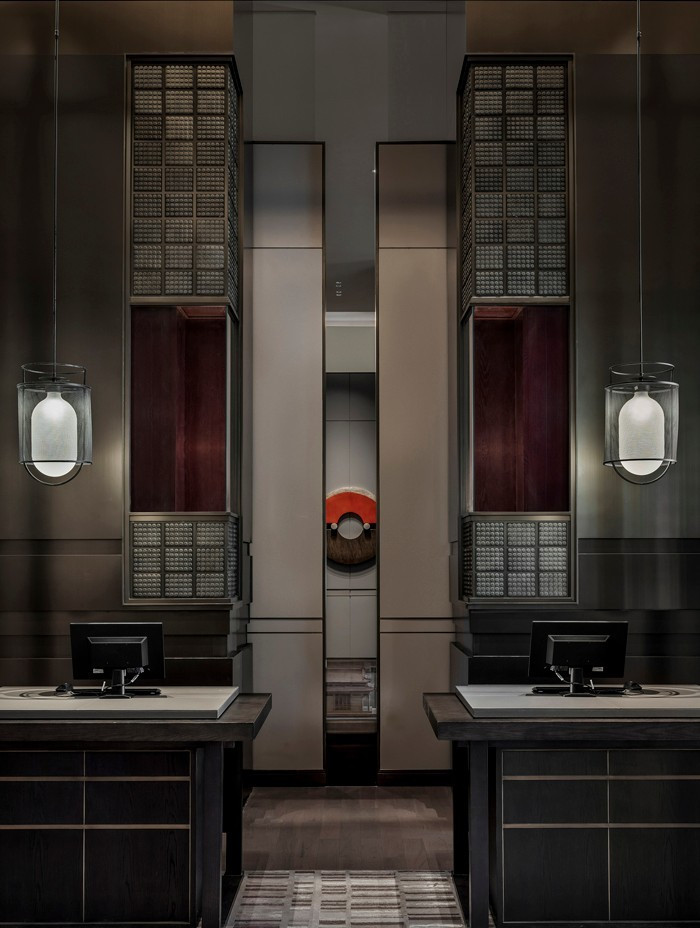 知名古典中式酒店設(shè)計(jì)案例推薦:西安華邑酒店大廳接待臺(tái)設(shè)計(jì)圖 知名古典中式酒店設(shè)計(jì)案例推薦:西安華邑酒店大廳接待臺(tái)設(shè)計(jì)圖