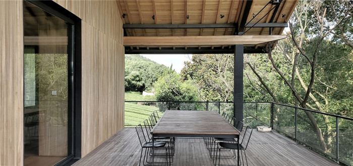 冷靜又克制 玫瑰莊園反傳統(tǒng)精品度假酒店戶外露臺設(shè)計方案 冷靜又克制 玫瑰莊園反傳統(tǒng)精品度假酒店戶外露臺設(shè)計方案