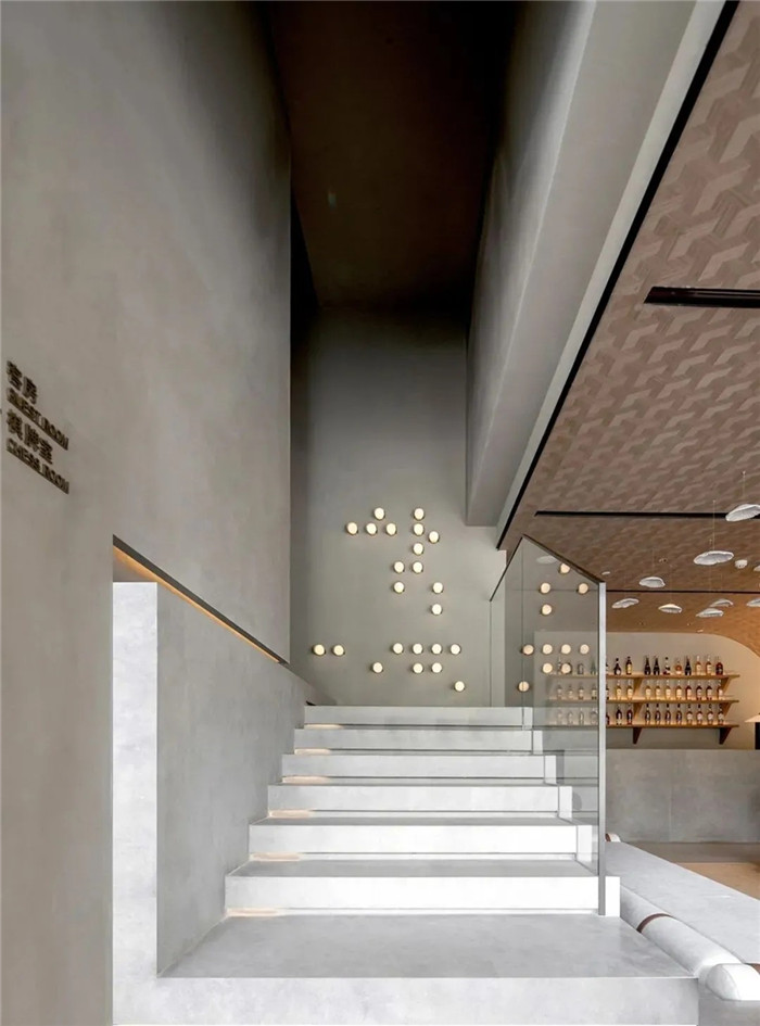 云南3000平度假酒店翻新改造設(shè)計(jì)案例  邂逅簡(jiǎn)約之美