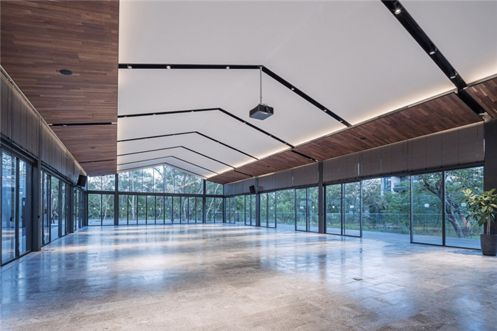 將西溪濕地美態(tài)融入室內(nèi)的杭州木守度假酒店宴會(huì)廳設(shè)計(jì) 將西溪濕地美態(tài)融入室內(nèi)的杭州木守度假酒店宴會(huì)廳設(shè)計(jì)