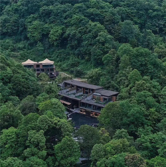 泡湯時代   國內(nèi)新開溫泉度假酒店設(shè)計大盤點