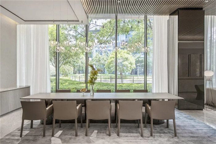 經(jīng)久不衰的現(xiàn)代簡約風(fēng)CRYSTAL ORANGE酒店設(shè)計(jì)實(shí)景圖