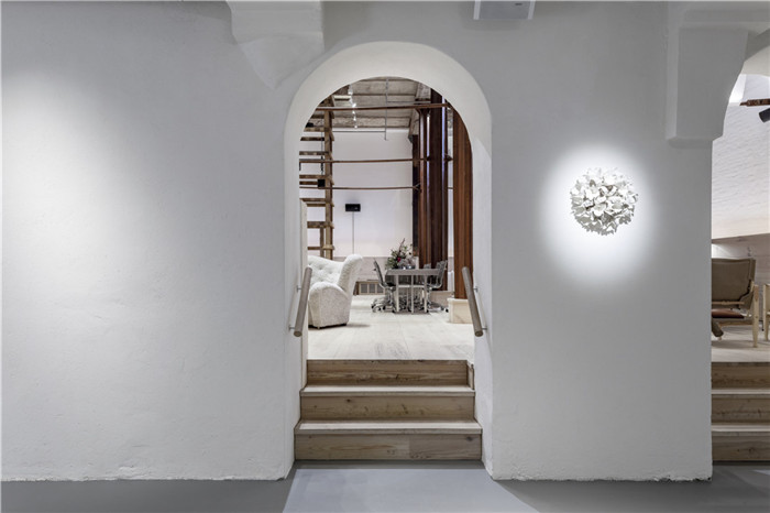 新舊設(shè)計(jì)相融合的工業(yè)風(fēng)精品酒店翻新改造設(shè)計(jì)方案 新舊設(shè)計(jì)相融合的工業(yè)風(fēng)精品酒店翻新改造設(shè)計(jì)方案