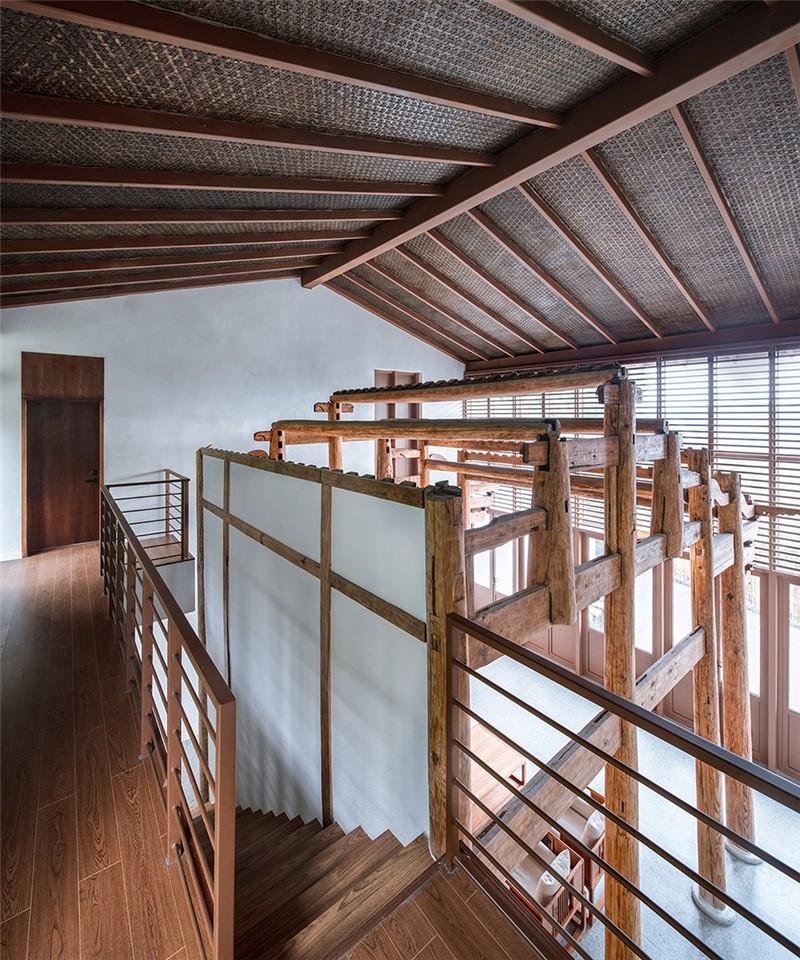 山舍民宿設(shè)計  鄉(xiāng)村老宅改造古樸民宿設(shè)計案例