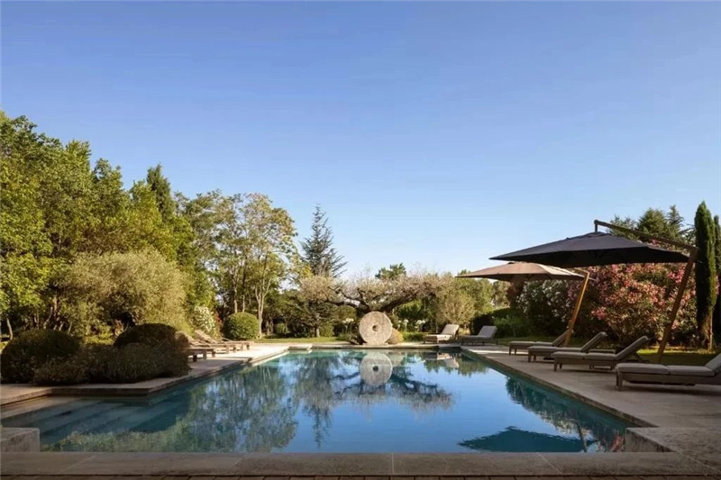 普羅旺斯百年改造精品酒店設(shè)計(jì)賞析