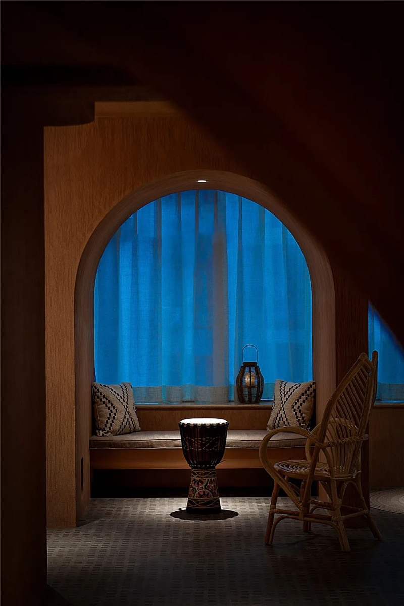 非常有藝術感的伯克麗酒店城市度假酒店設計