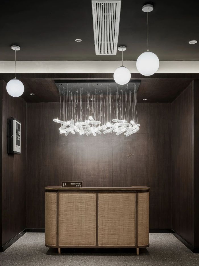 自然與人文融合的龍蒼溝108招待社酒店設計