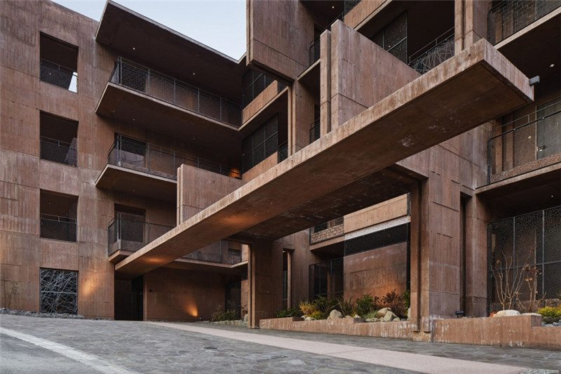 酒店建筑外觀設計-融入當?shù)靥厣腉alleria Midobaru溫泉酒店設計 酒店建筑外觀設計-融入當?shù)靥厣腉alleria Midobaru溫泉酒店設計