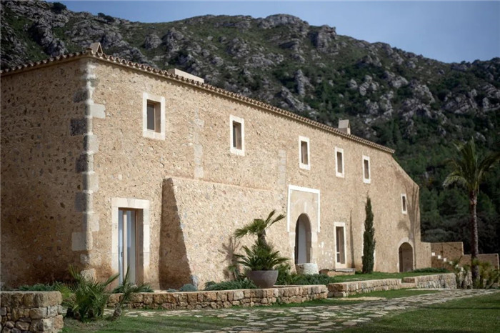 建筑師開的民宿  國外野奢型原生態(tài)民宿設(shè)計(jì)