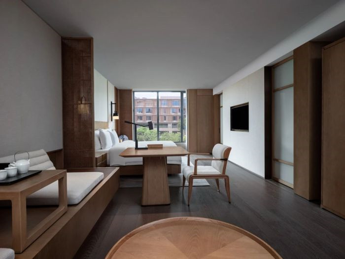 南京豐盛伍季凱悅臻選酒店客房設(shè)計方案賞析