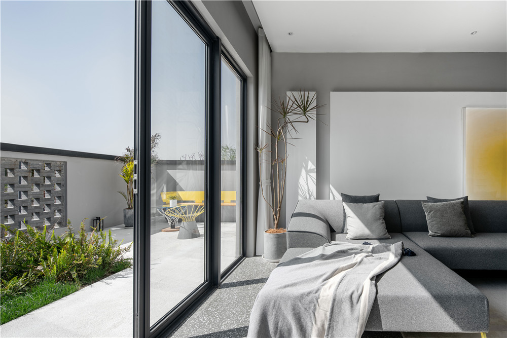 別墅改造成民宿   民宿+藝術(shù)的酷島民宿設(shè)計(jì)賞析