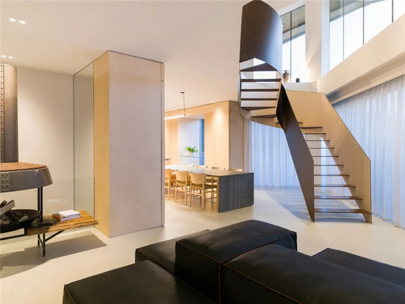 極簡(jiǎn)主義原木風(fēng)CRU精品酒店設(shè)計(jì)實(shí)景圖