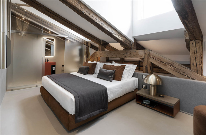 是酒店也是展廳 Palazzo Pianca民宿改造設(shè)計案例 是酒店也是展廳 Palazzo Pianca民宿改造設(shè)計案例