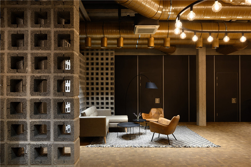 Maestoso酒店大廳翻新改造設(shè)計(jì)案例 Maestoso酒店大廳翻新改造設(shè)計(jì)案例