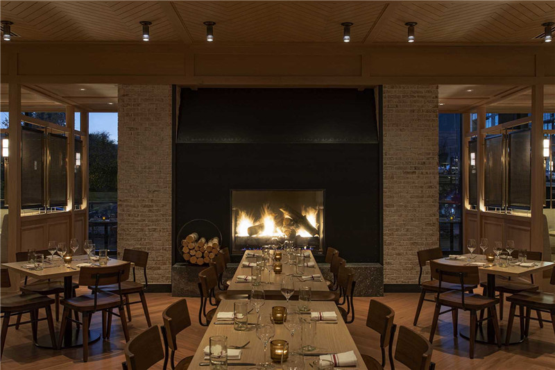 以當(dāng)?shù)匚幕癁殪`感的納什維爾W酒店翻新改造設(shè)計(jì)