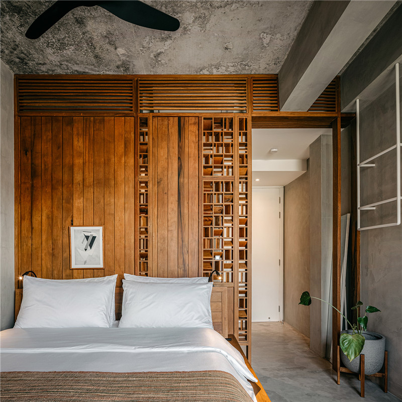 曼谷TAMNI工業(yè)風(fēng)青年旅舍改造設(shè)計方案