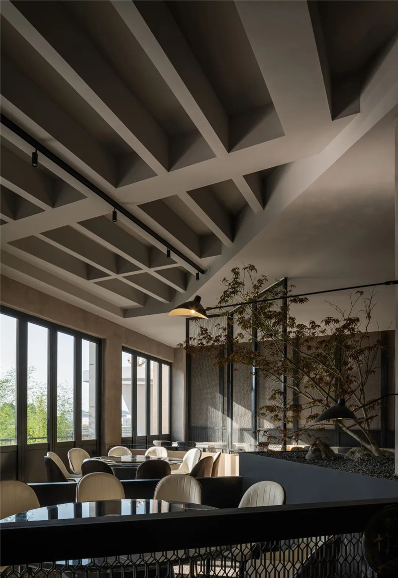 極簡風成都簡陽亞啡精品商務(wù)酒店設(shè)計案例 極簡風成都簡陽亞啡精品商務(wù)酒店設(shè)計案例