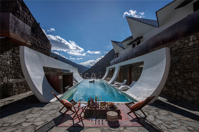 四川康定RGB特色野奢溫泉民宿改造設(shè)計 四川康定RGB特色野奢溫泉民宿改造設(shè)計