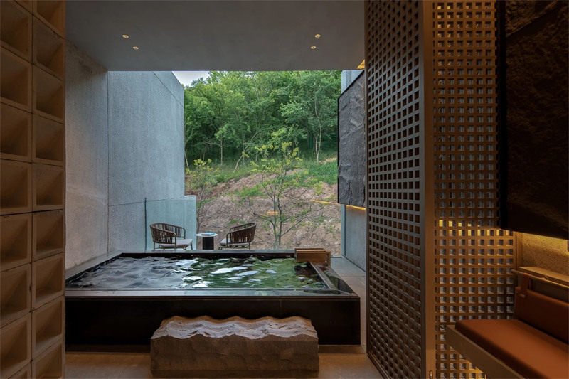 老糧倉(cāng)改造民宿  安徽未遲·萬(wàn)卷糧倉(cāng)民宿設(shè)計(jì)賞析