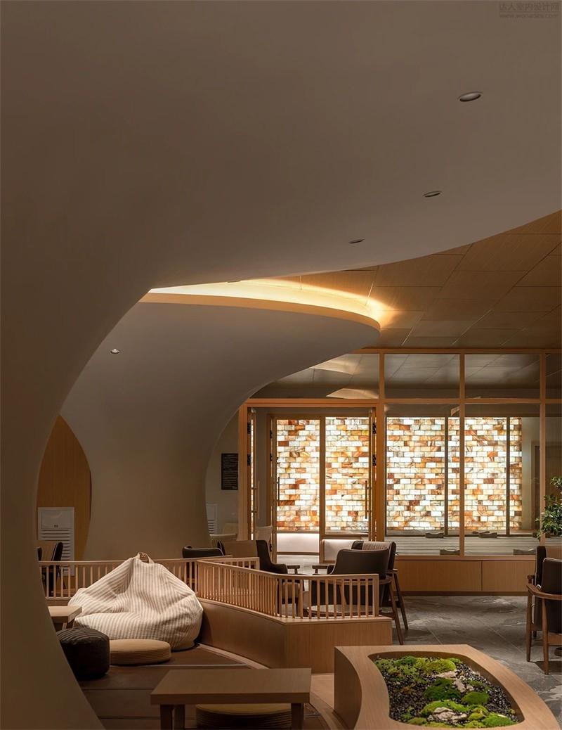 9700㎡輕奢風(fēng)水禮溫泉洗浴酒店設(shè)計(jì)案例 9700㎡輕奢風(fēng)水禮溫泉洗浴酒店設(shè)計(jì)案例