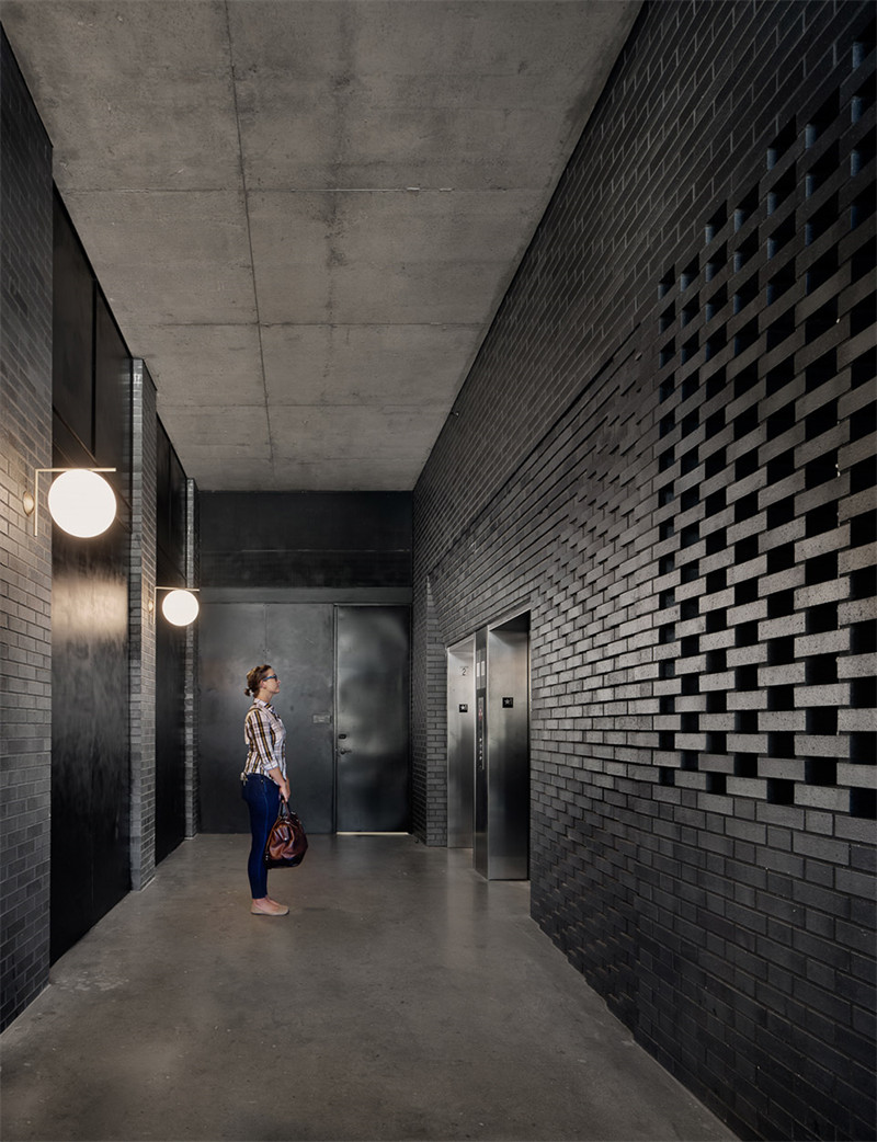 迎合社區(qū)年輕化 奧斯汀ARRIVE酒店翻新改造設(shè)計(jì) 迎合社區(qū)年輕化 奧斯汀ARRIVE酒店翻新改造設(shè)計(jì)