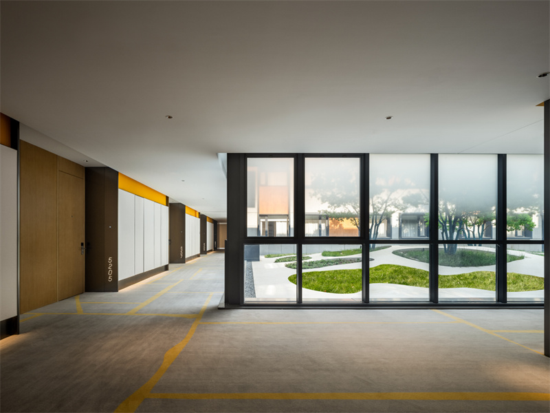 河南鄭州中牟建業(yè)只有·劇場(chǎng)酒店設(shè)計(jì)案例 河南鄭州中牟建業(yè)只有·劇場(chǎng)酒店設(shè)計(jì)案例