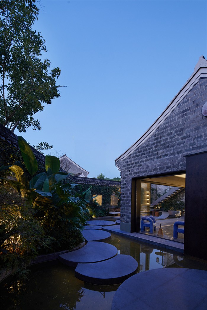 以時裝為靈感的寧波東錢湖山月民宿酒店設(shè)計 以時裝為靈感的寧波東錢湖山月民宿酒店設(shè)計