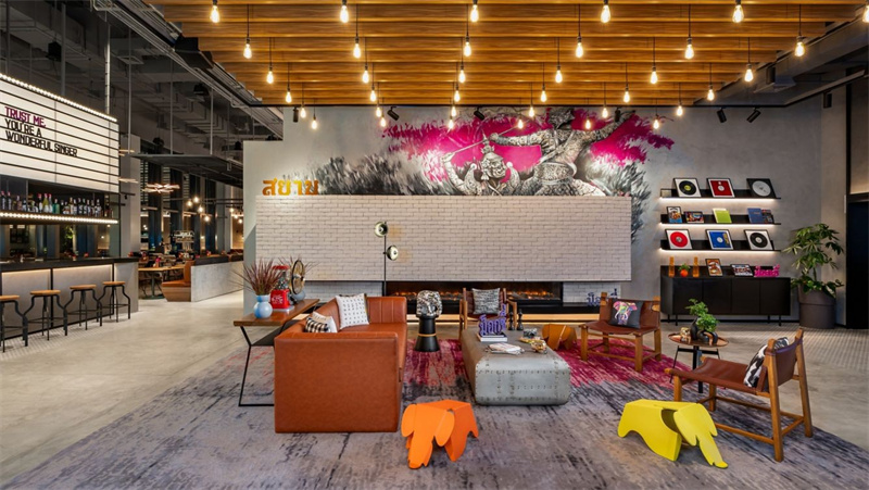 曼谷拉差帕頌Moxy時(shí)尚潮牌酒店設(shè)計(jì)方案 曼谷拉差帕頌Moxy時(shí)尚潮牌酒店設(shè)計(jì)方案